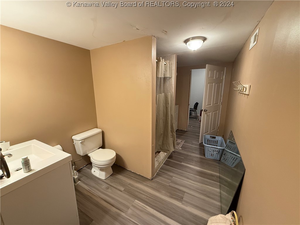 104 Fernwood Road St. Albans, WV 25177 - Photo 14 of 20 Bathroom 3