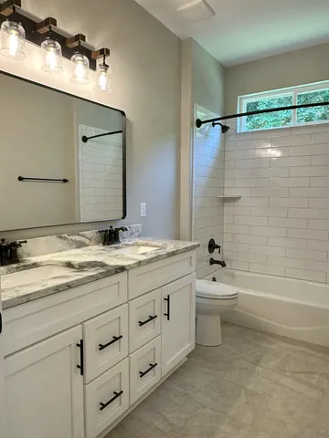 $439,900 | 1586 Beaver Creek Drive, Havana, FL 32333