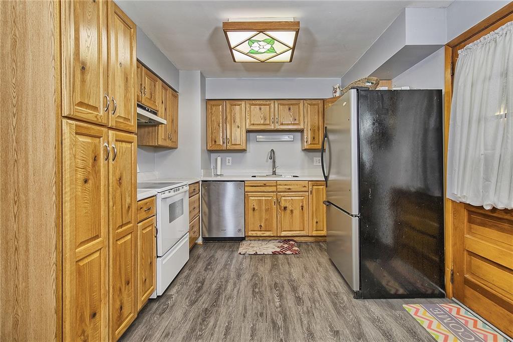 135 Flowers Road New Alexandria, PA 15670 - Photo 3 of 20 Gallery Image 3