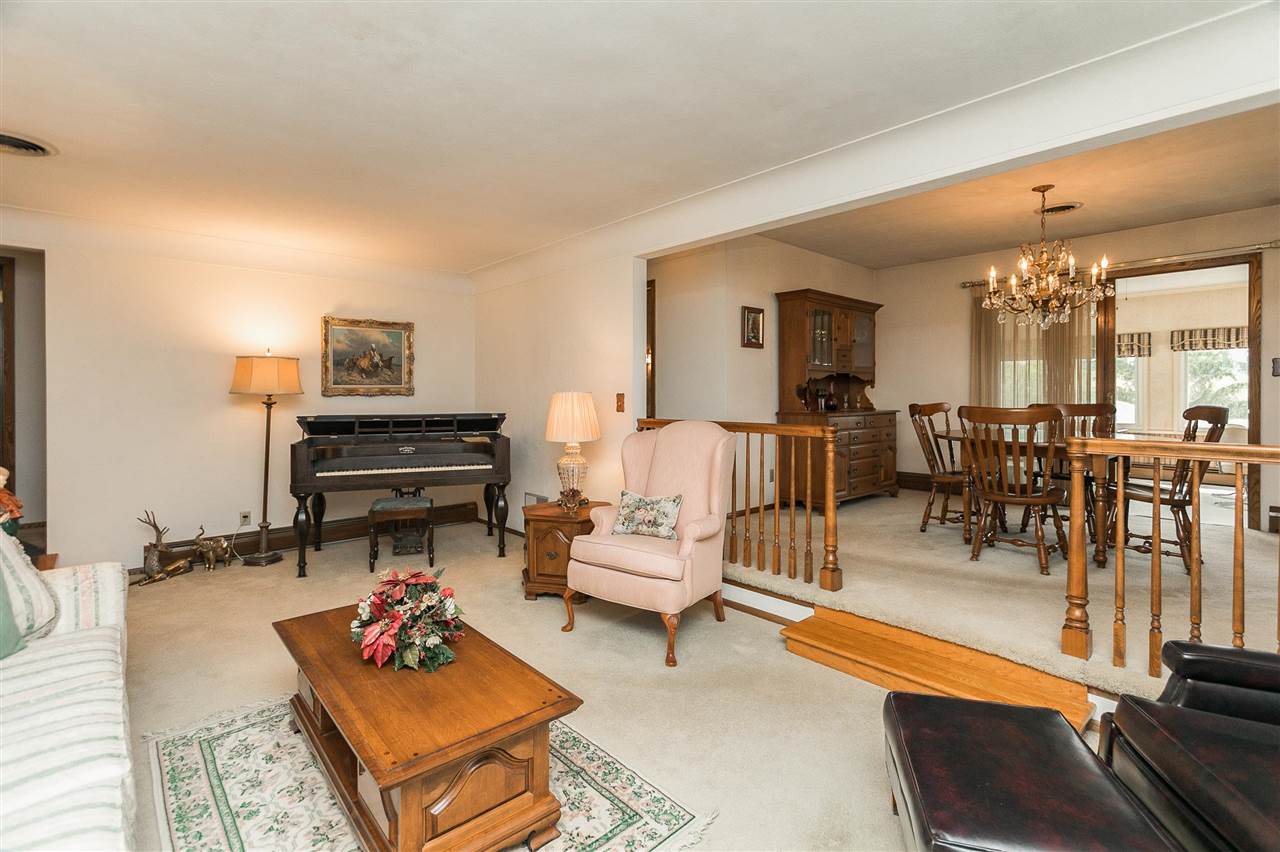 4305 West Post Road Southwest Cedar Rapids, IA 52404 - Photo 10 of 50 Gallery Image 10