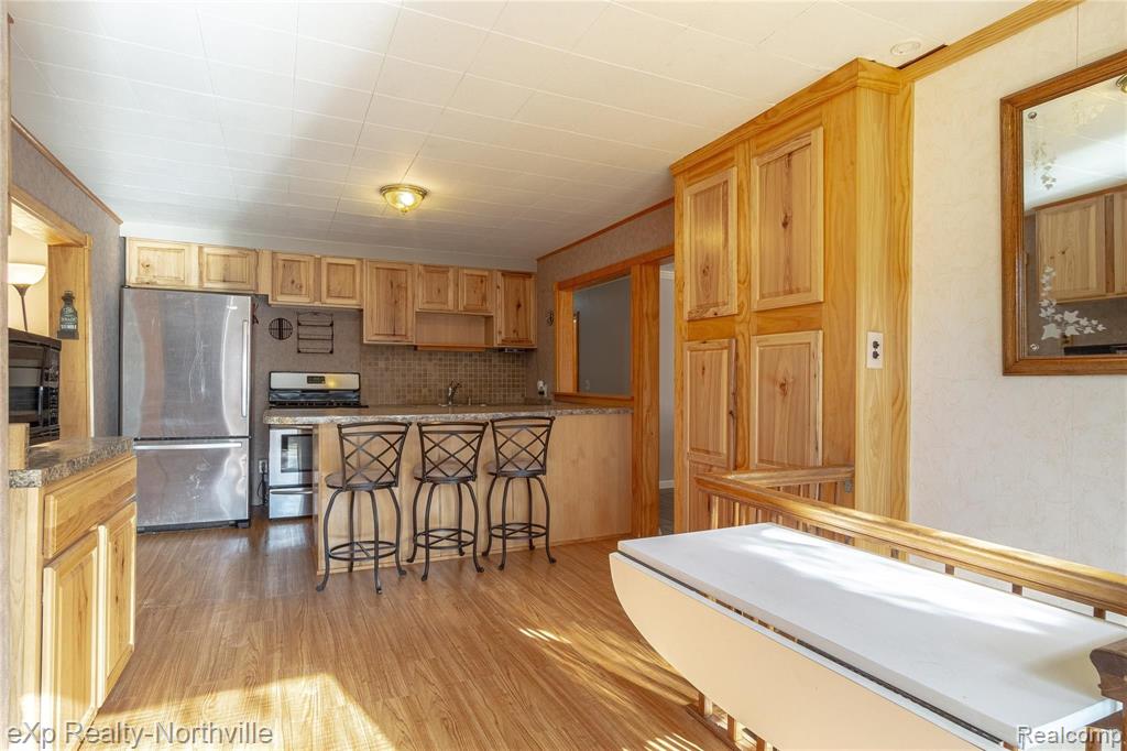 9051 North Latson Road Howell, MI 48855 - Photo 23 of 61