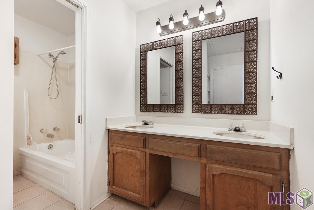 8059 Summa Avenue, Unit C Baton Rouge, LA 70809 - Photo 8 of 19