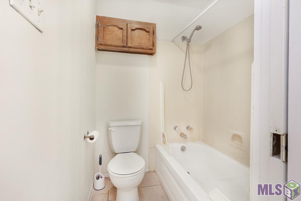 8059 Summa Avenue, Unit C Baton Rouge, LA 70809 - Photo 9 of 19