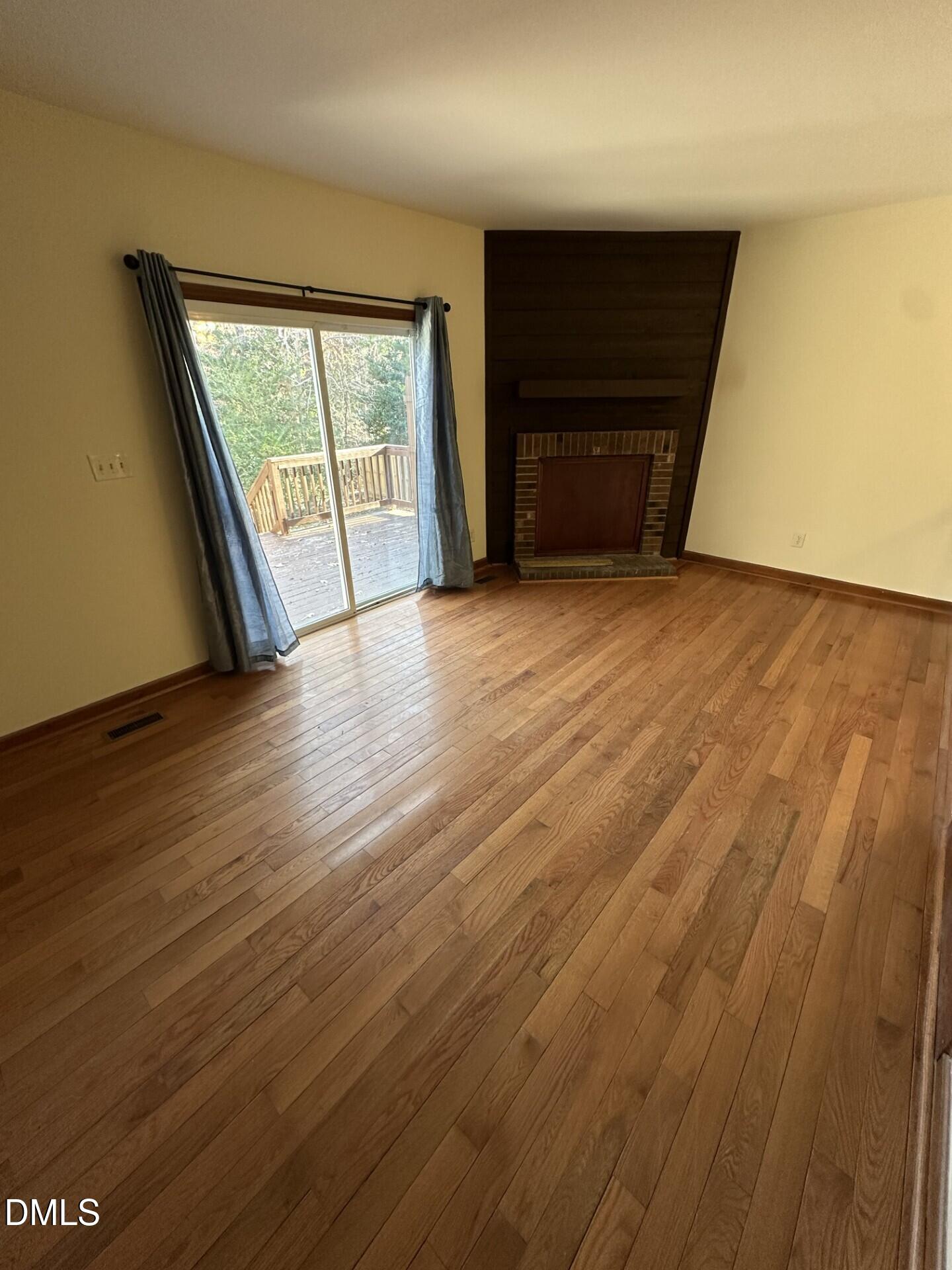 4908 North New Hope Road Raleigh, NC 27616 - Photo 5 of 14 5