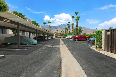$385,000 | 2601 South Broadmoor Drive, Unit 24, Palm Springs, CA 92264