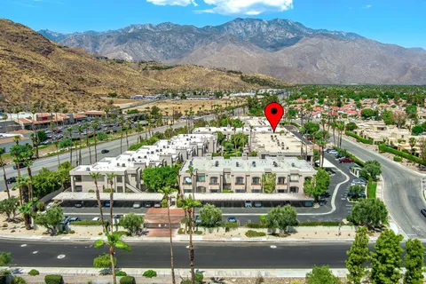 $385,000 | 2601 South Broadmoor Drive, Unit 24, Palm Springs, CA 92264