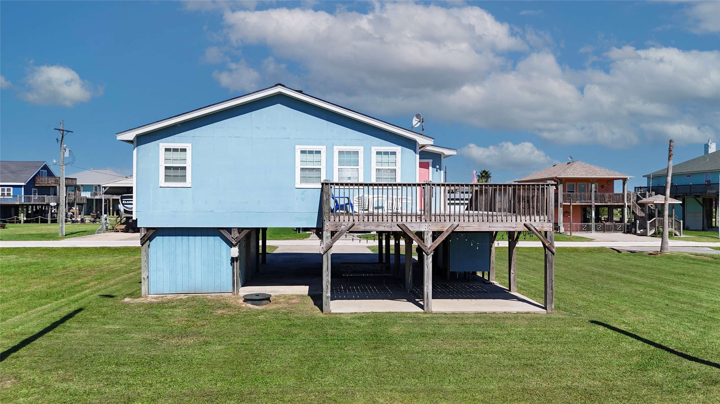 951 Clara Street Crystal Beach, TX 77650 - Photo 18 of 21