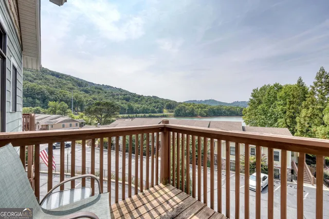 $549,900 | 1411 Lakeside Road, Hiawassee, GA 30546