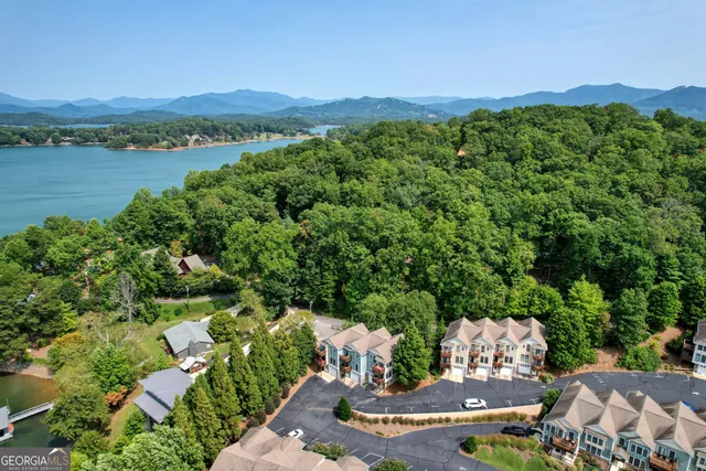 $549,900 | 1411 Lakeside Road, Hiawassee, GA 30546