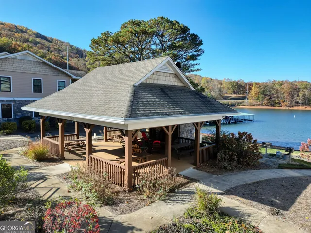 $549,900 | 1411 Lakeside Road, Hiawassee, GA 30546