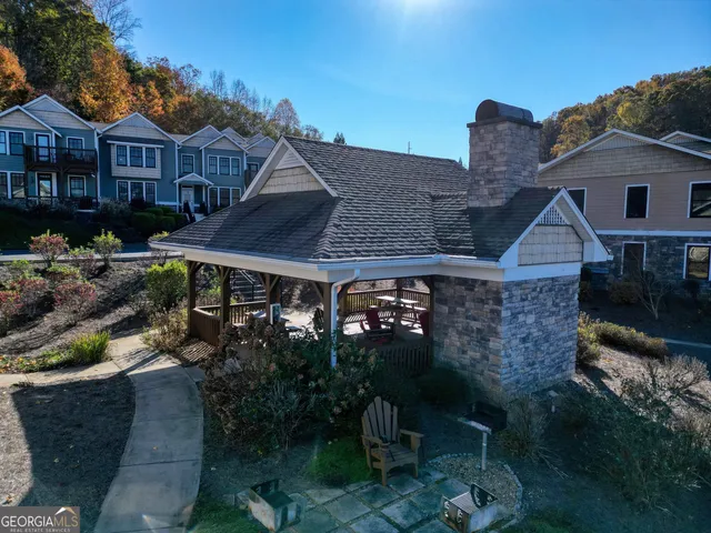 $549,900 | 1411 Lakeside Road, Hiawassee, GA 30546
