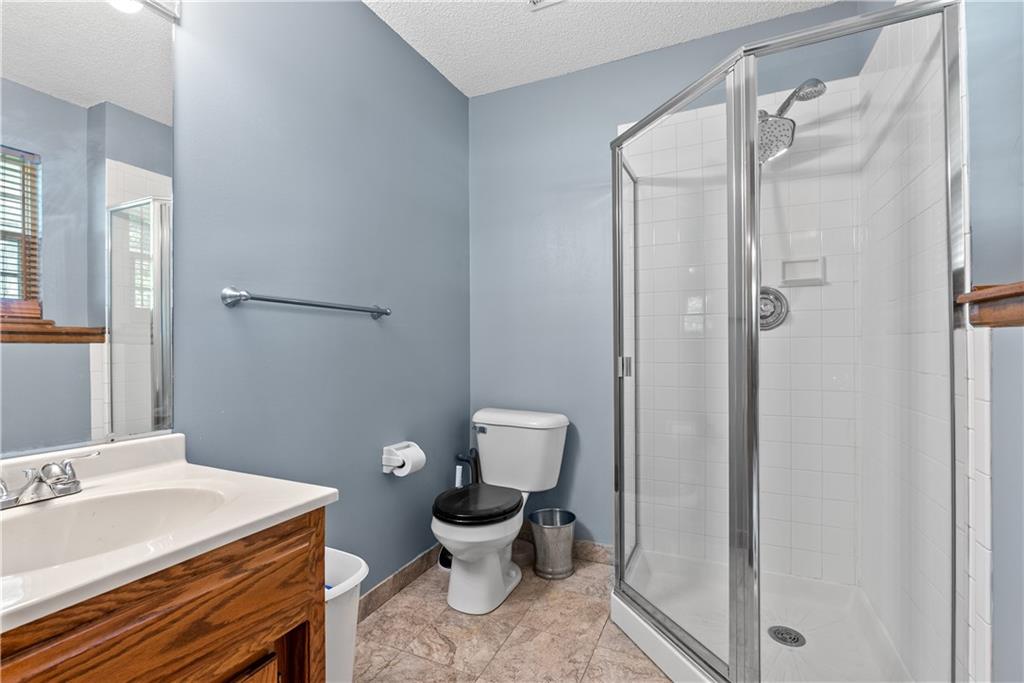10007 East 70th Terrace Raytown, MO 64133 - Photo 28 of 43