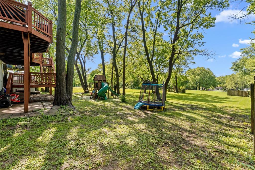 10007 East 70th Terrace Raytown, MO 64133 - Photo 32 of 43