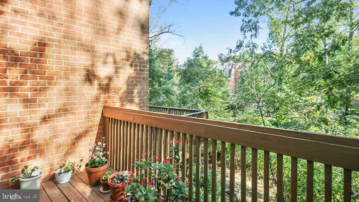 6338 Montrose Road North Bethesda, MD 20852 - Photo 18 of 19 Rear Deck off of Dining Room