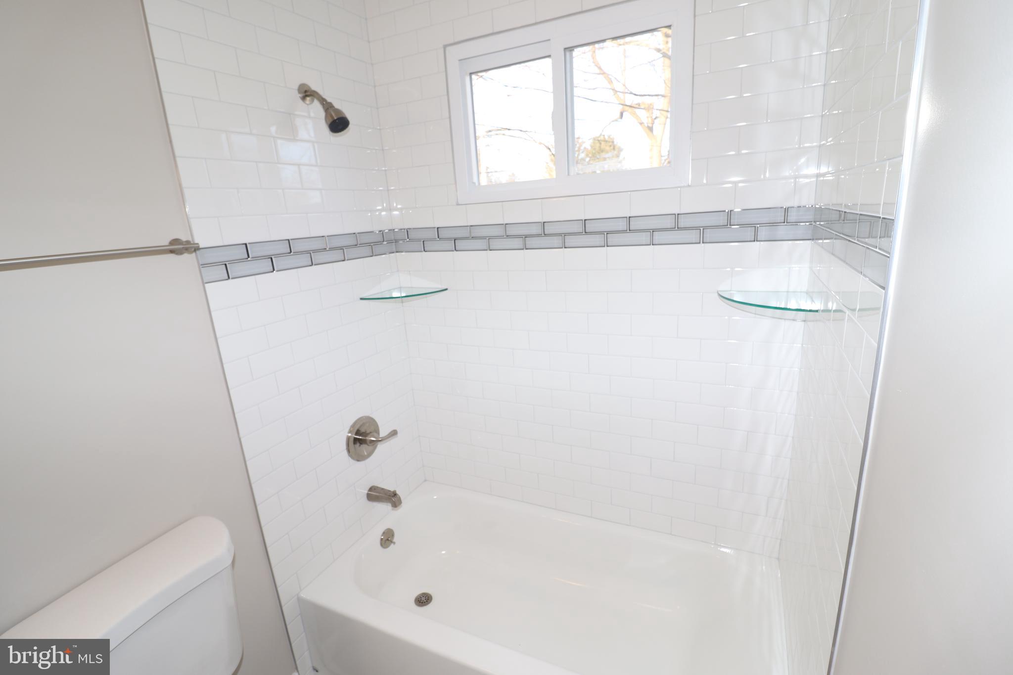 28 Chelwynne Road New Castle, DE 19720 - Photo 11 of 21 Bathroom