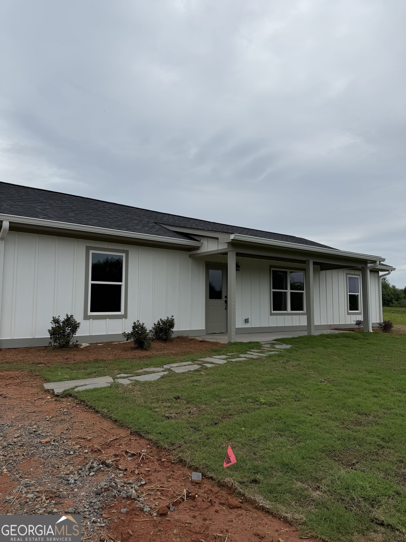 7335 Sandy Cross Road Carnesville, GA 30521 - Photo 2 of 11