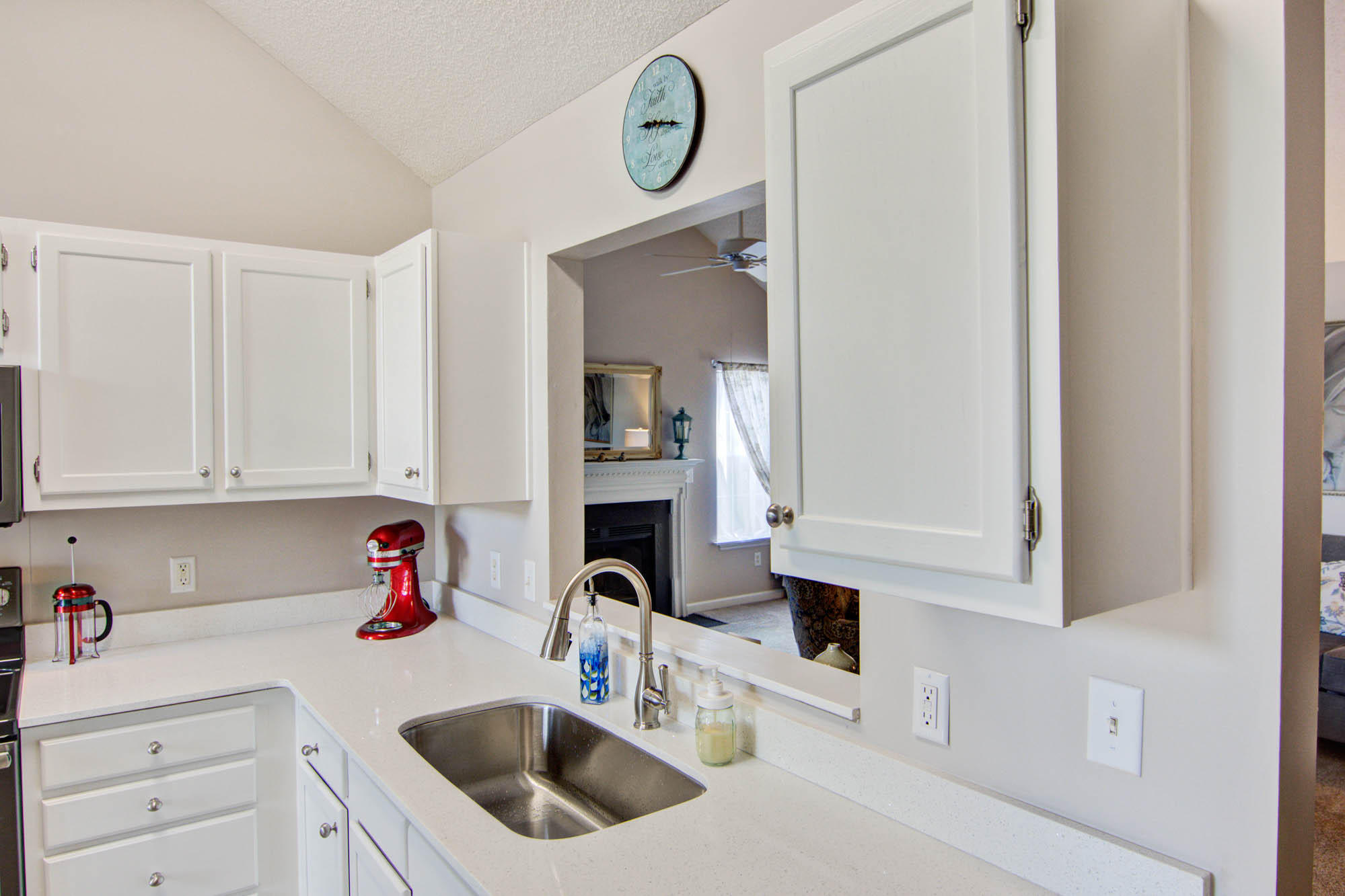 1431 Battle Ground Road Charleston, SC 29412 - Photo 5 of 30 1431 Kitchen (4)