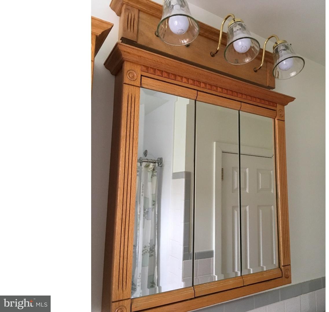 805 Claire Road Warminster, PA 18974 - Photo 11 of 25 Gallery Image 11