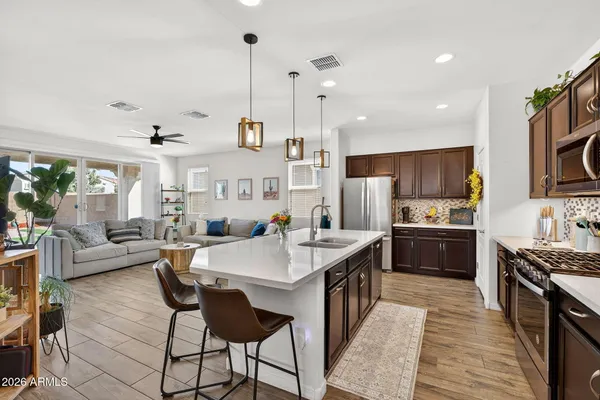 $449,900 | 9440 West Willow Bend Lane, Phoenix, AZ 85037