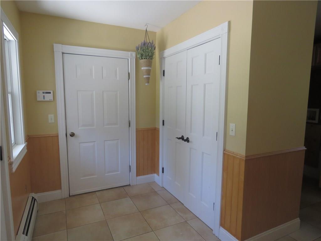 1115 Middle Road Warren, ME 04864 - Photo 7 of 35 Photo