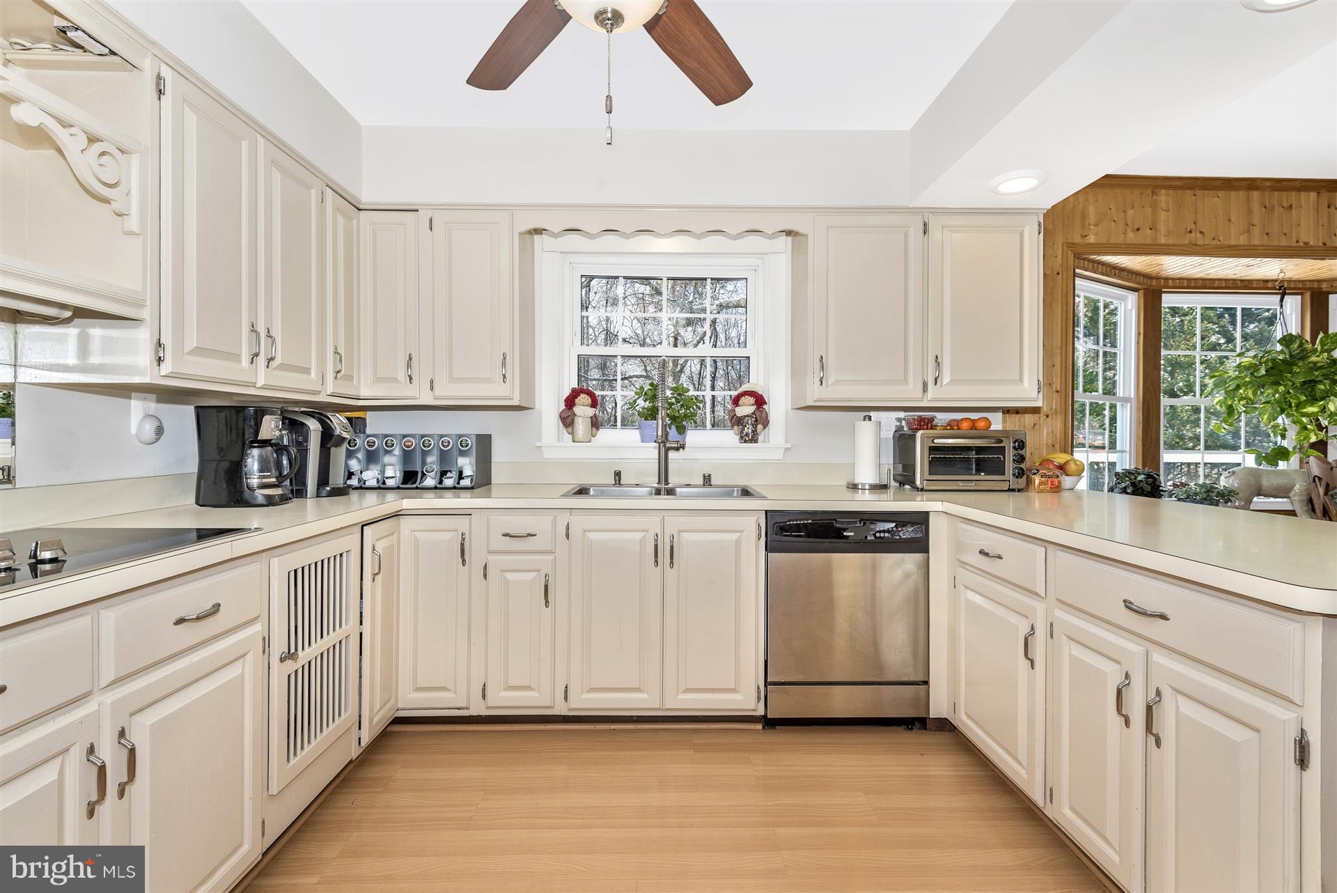 1818 Daisy Road Woodbine, MD 21797 - Photo 9 of 30 Kitchen