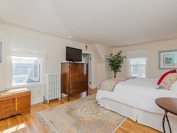 46 Lawton Road Needham, MA 02492 - Photo 12 of 20 Gallery Image 12