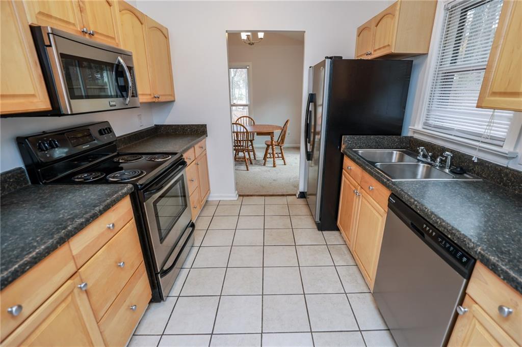 5703 Linda Road Sandston, VA 23150 - Photo 7 of 24 Gallery Image 7