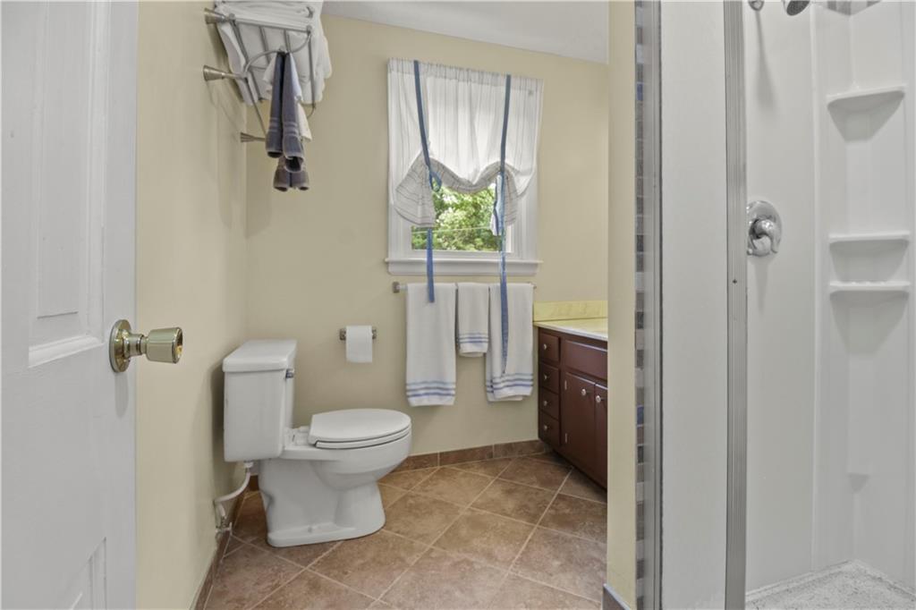 407 Northwest O'Brien Road Lee's Summit, MO 64063 - Photo 23 of 32