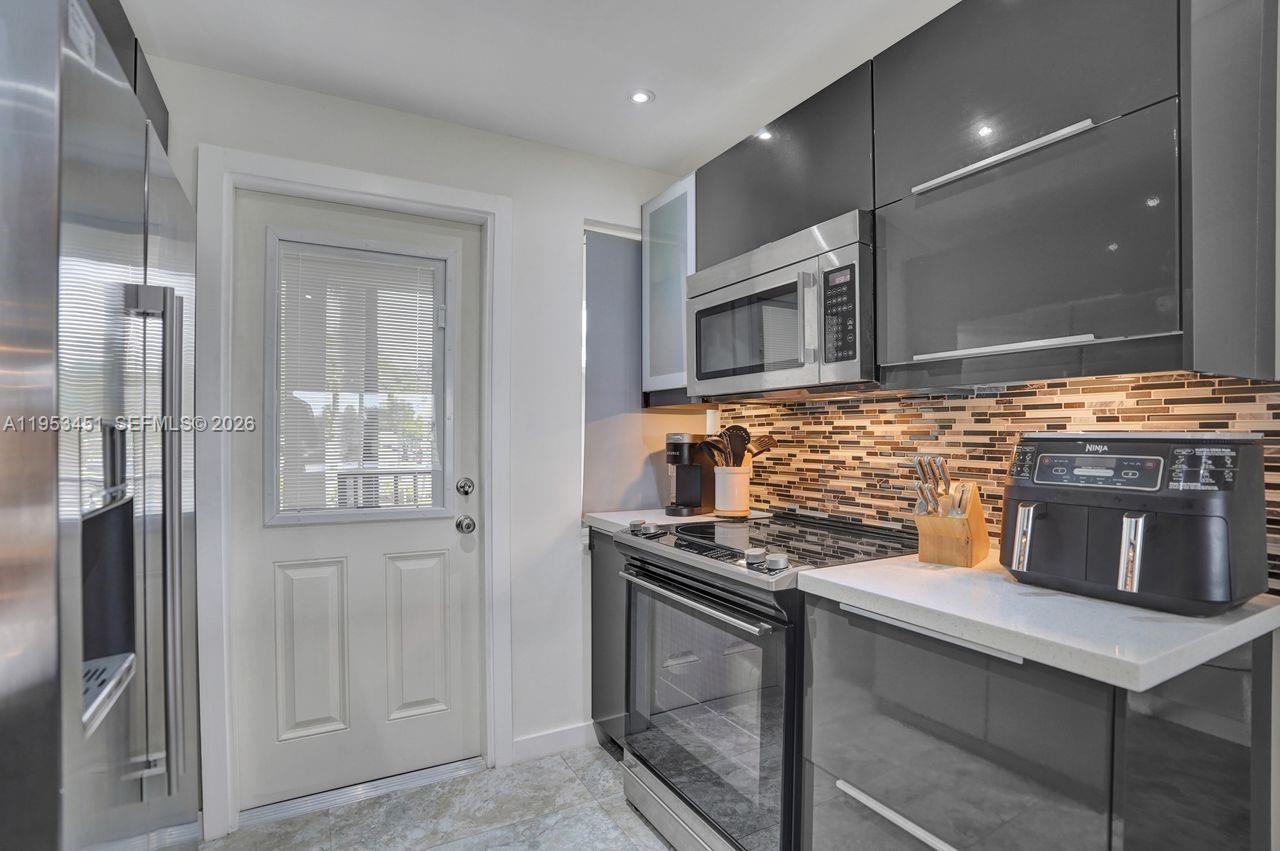 2681 South Course Drive, Unit 204 Pompano Beach, FL 33069 - Photo 15 of 46