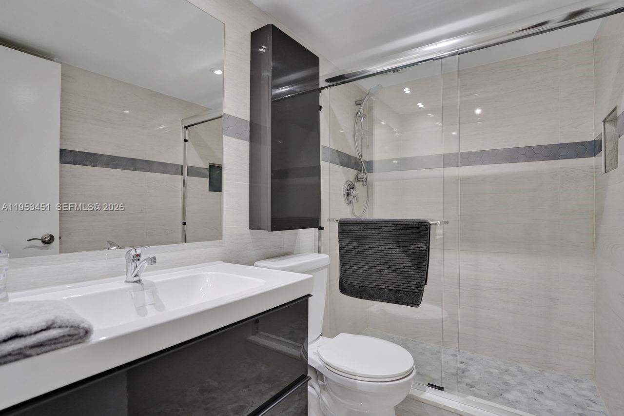 2681 South Course Drive, Unit 204 Pompano Beach, FL 33069 - Photo 30 of 46