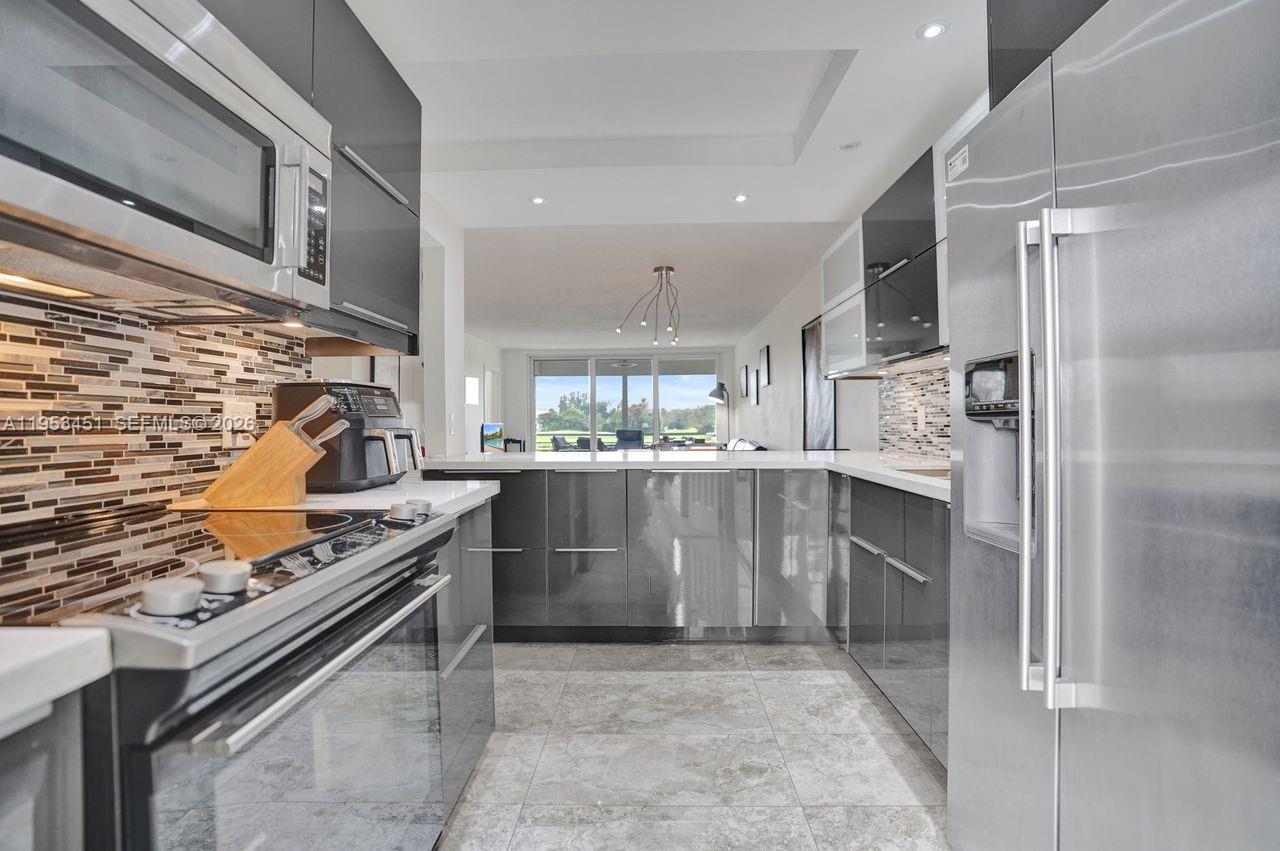 2681 South Course Drive, Unit 204 Pompano Beach, FL 33069 - Photo 7 of 46