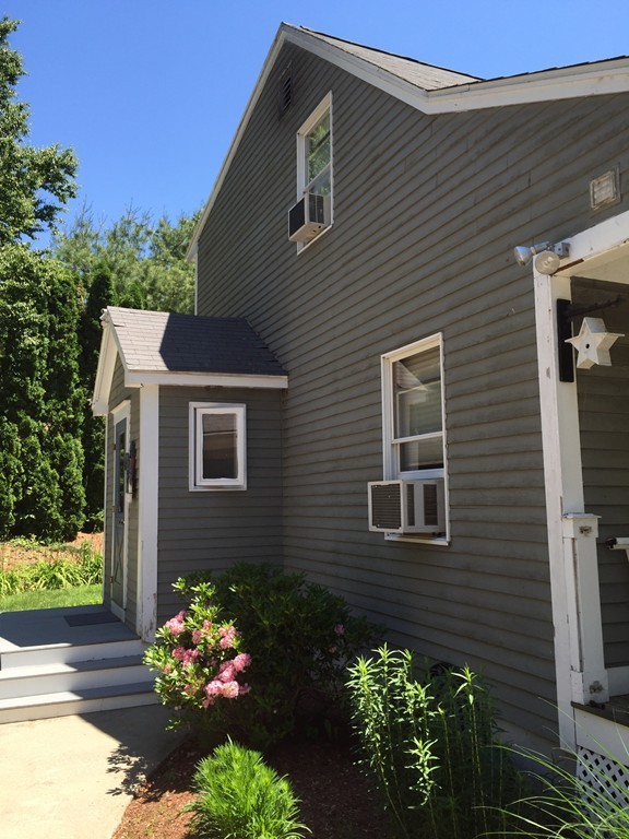 51 R Scenic Avenue Webster, MA 01570 - Photo 4 of 5 Gallery Image 4