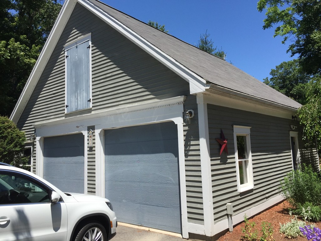 51 R Scenic Avenue Webster, MA 01570 - Photo 5 of 5 Gallery Image 5