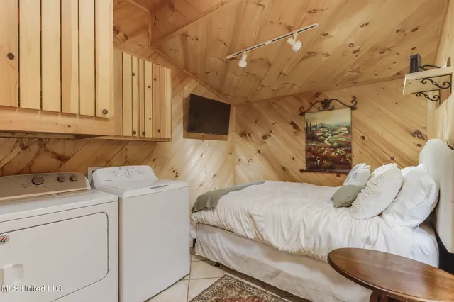 $1,200 | 2881 Wire Road East, Perkinston, MS 39573