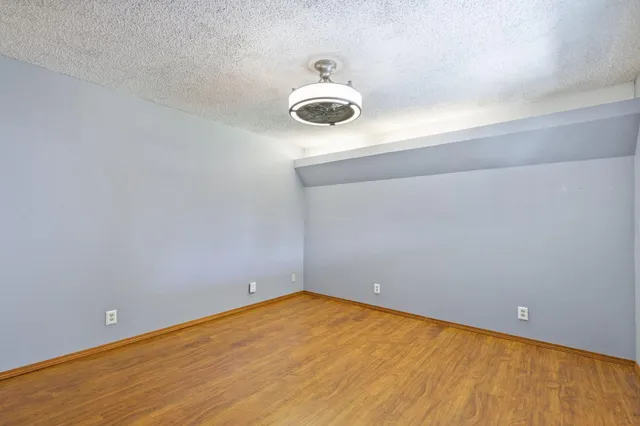 $490,000 | 2012 Beverly Avenue, Clovis, CA 93611