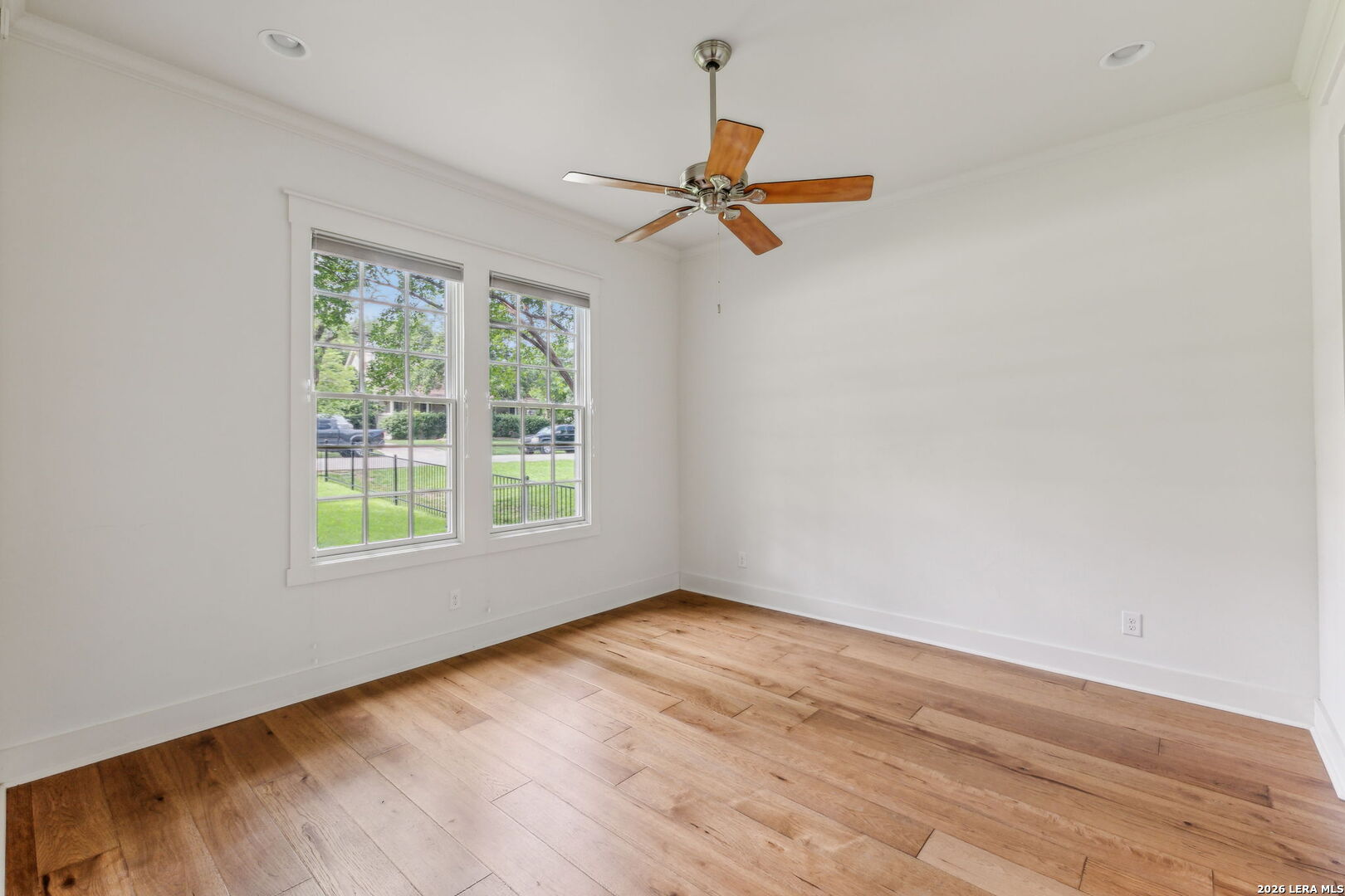 345 Garraty Road Terrell Hills, TX 78209 - Photo 6 of 34