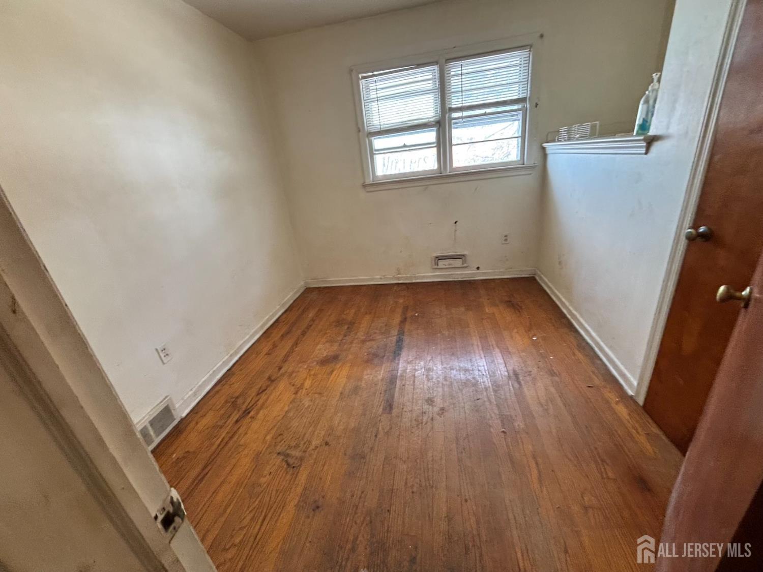 1408 How Lane New Brunswick, NJ 08901 - Photo 22 of 31