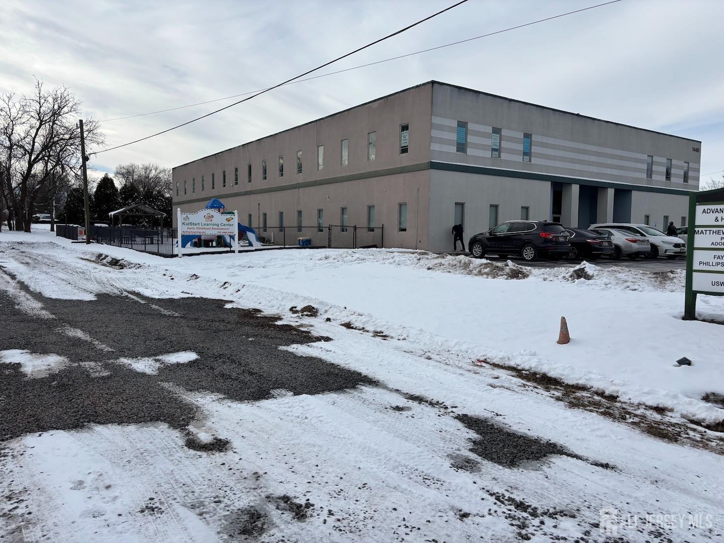 1408 How Lane New Brunswick, NJ 08901 - Photo 7 of 31