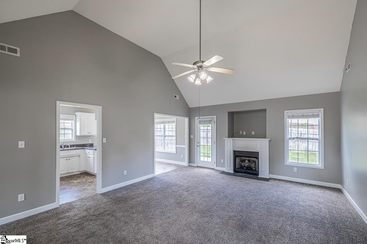 217 Cool Water Court Boiling Springs, SC 29316 - Photo 4 of 35