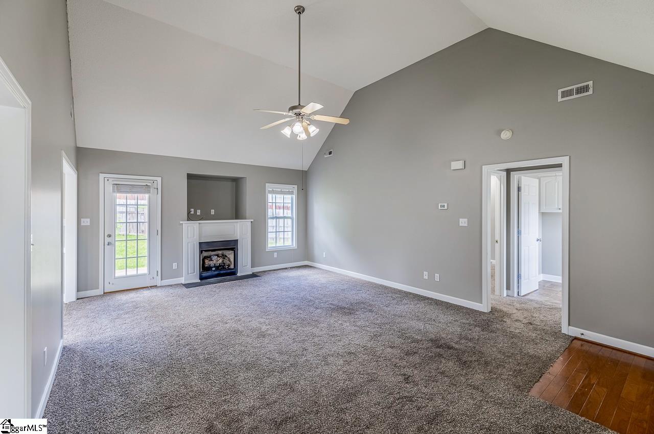 217 Cool Water Court Boiling Springs, SC 29316 - Photo 6 of 35