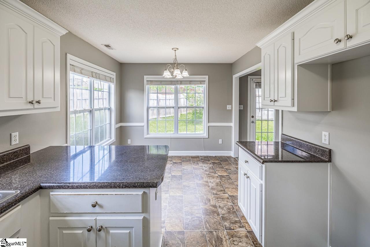 217 Cool Water Court Boiling Springs, SC 29316 - Photo 7 of 35