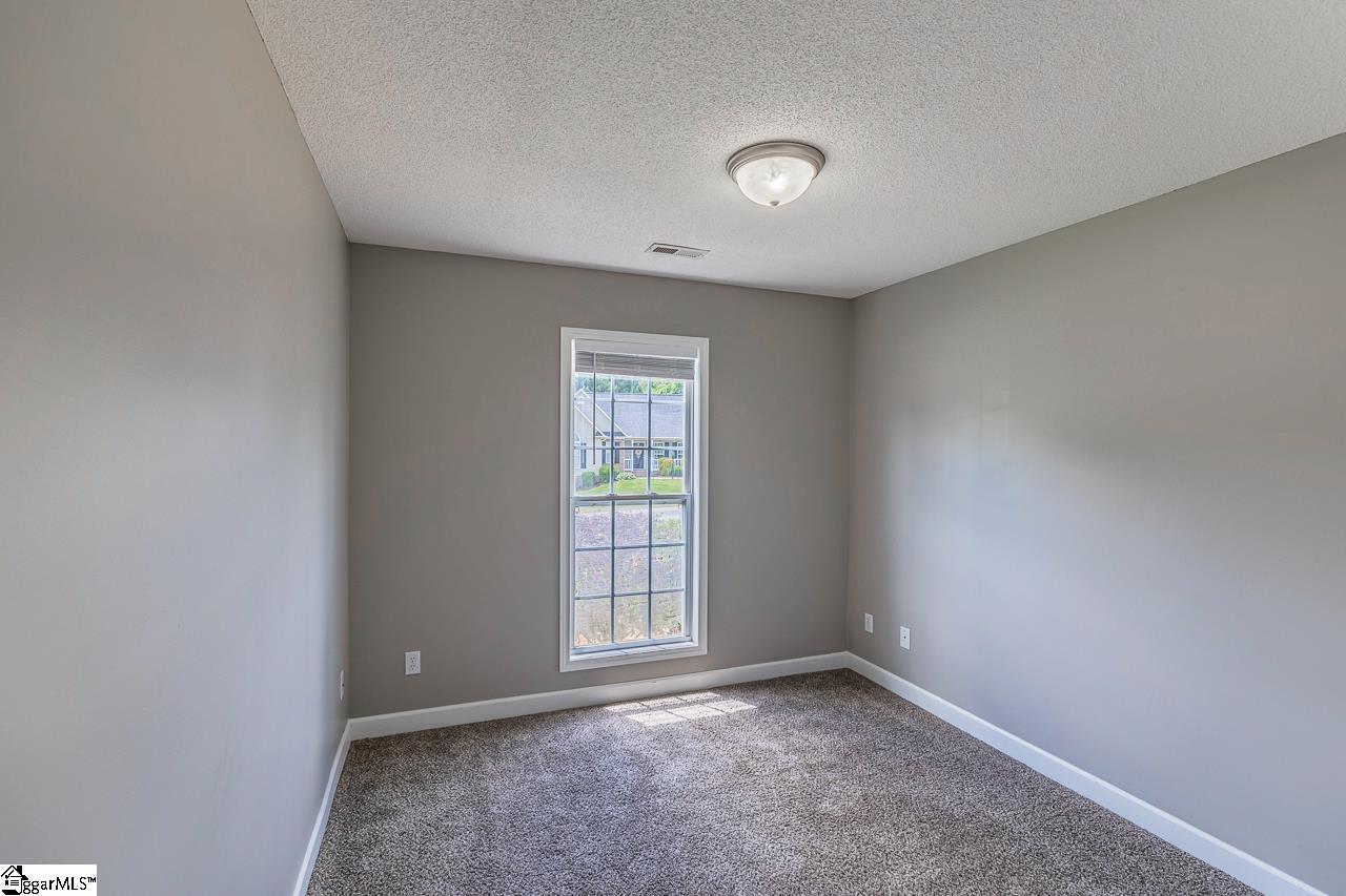 217 Cool Water Court Boiling Springs, SC 29316 - Photo 10 of 35