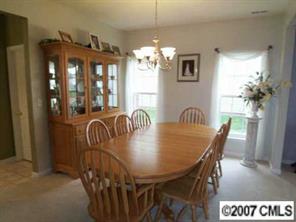 13007 Phillips Road Matthews, NC 28105 - Photo 5 of 8 Gallery Image 5