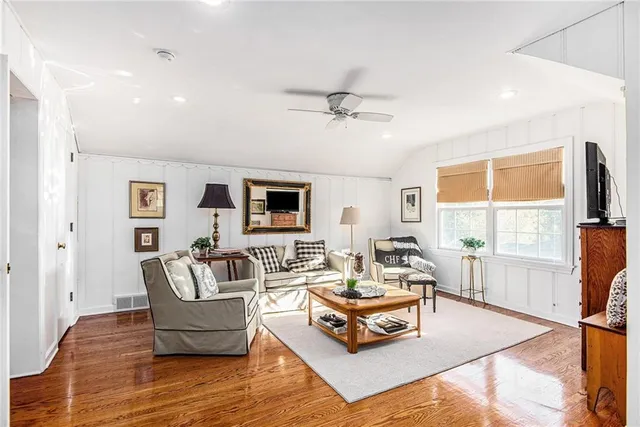 $425,000 | 1824 North 29th Street, St. Joseph, MO 64506