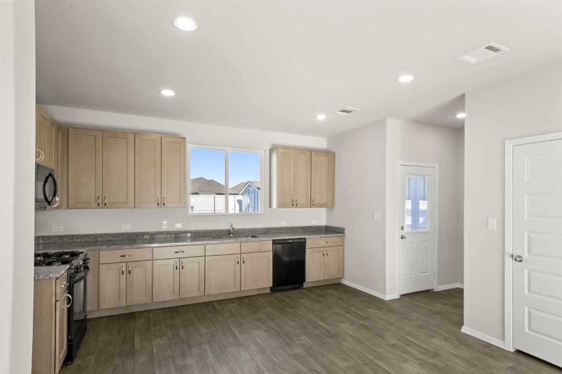 153 Daylily Drive Elgin, TX 78621 - Photo 21 of 33