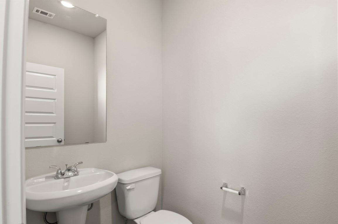 153 Daylily Drive Elgin, TX 78621 - Photo 30 of 33