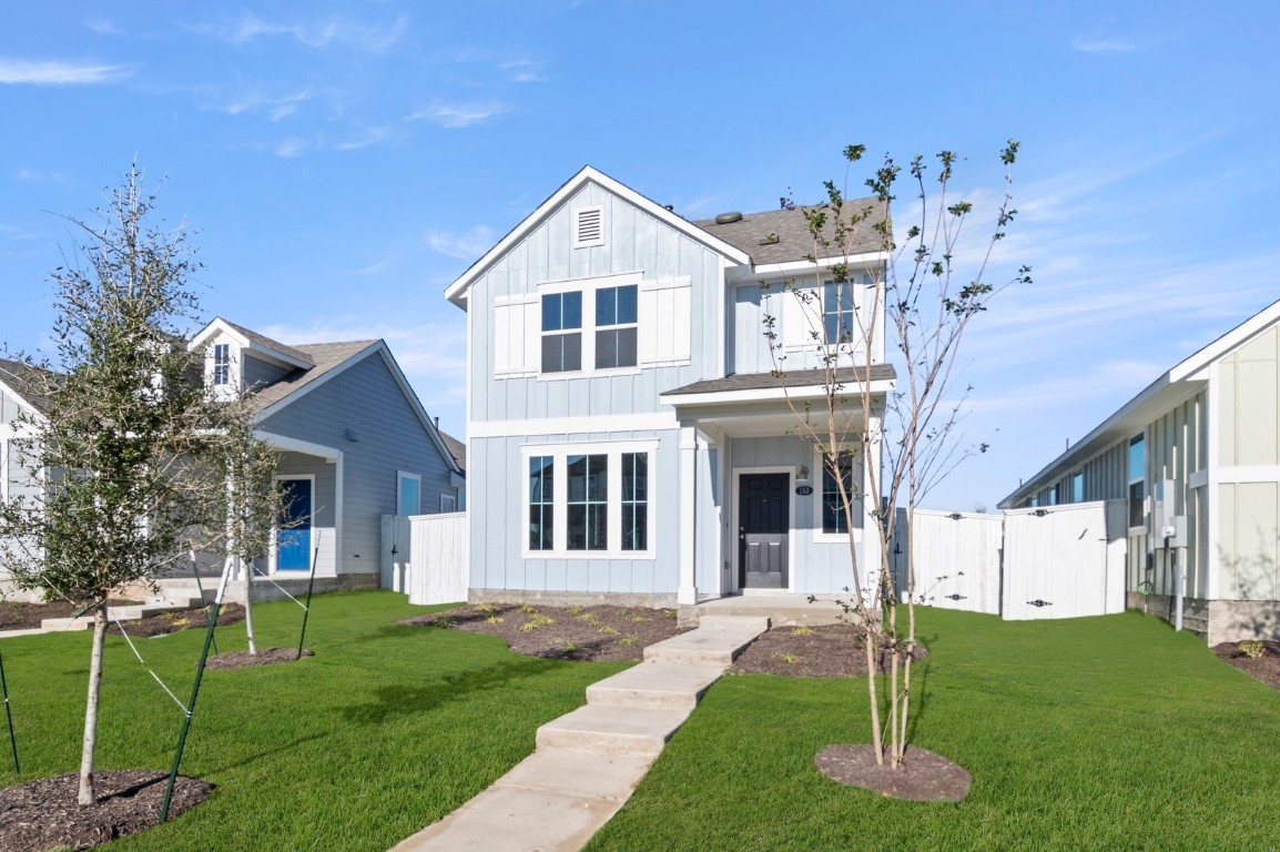 153 Daylily Drive Elgin, TX 78621 - Photo 7 of 33