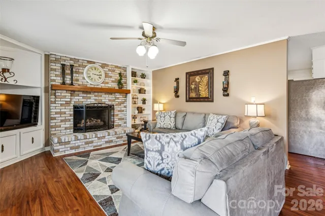 $290,000 | 2501 Castlewood Drive, Gastonia, NC 28056