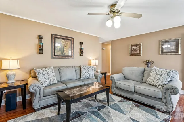 $290,000 | 2501 Castlewood Drive, Gastonia, NC 28056