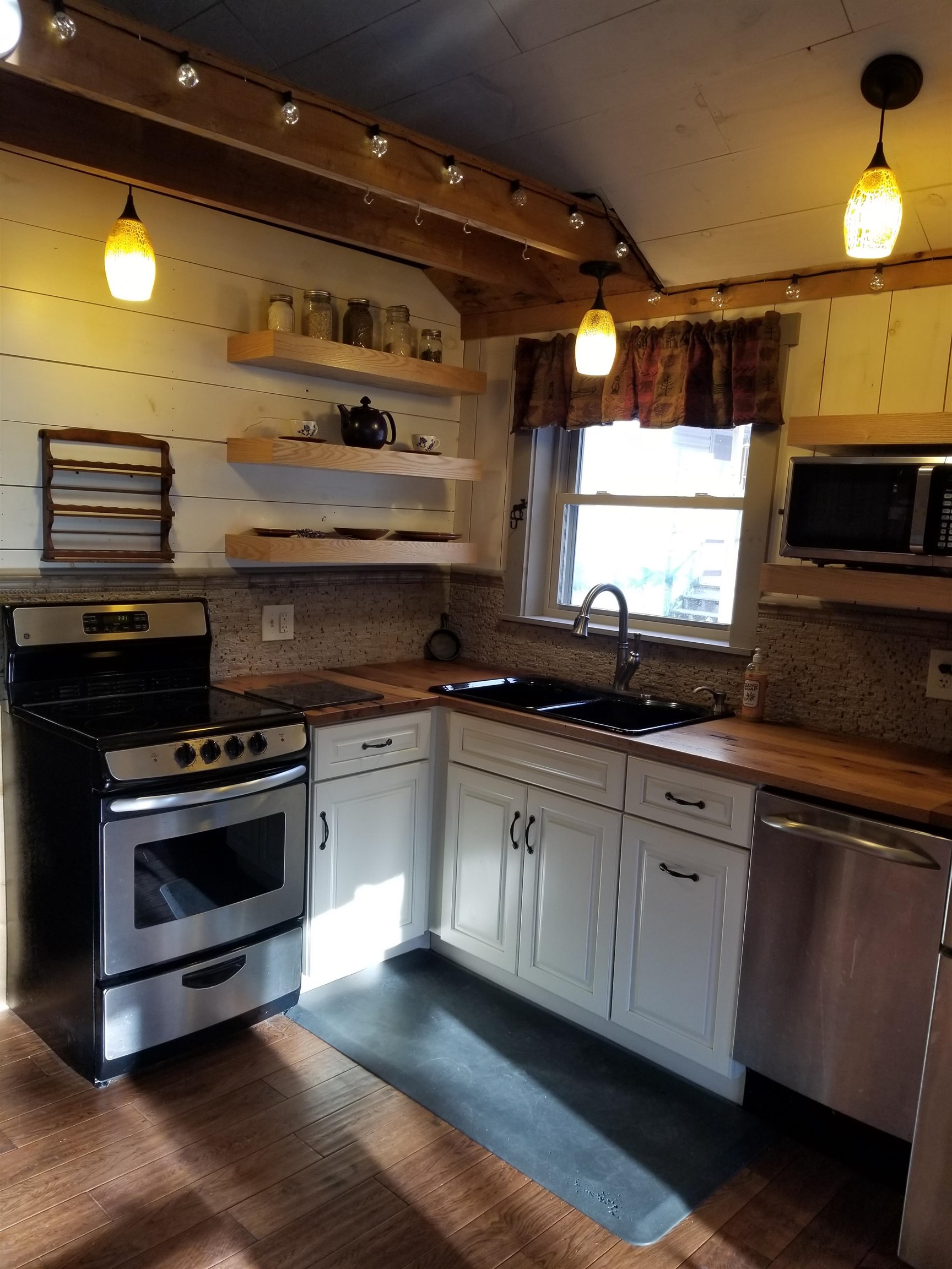 12 Clark Farm Road Newfane, VT 05345 - Photo 6 of 32